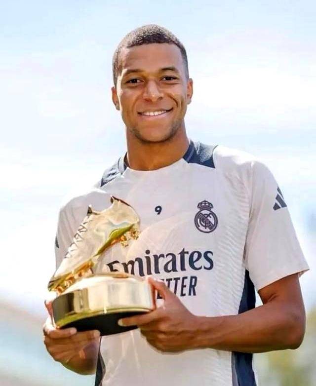 CBA浙江男篮险胜青岛