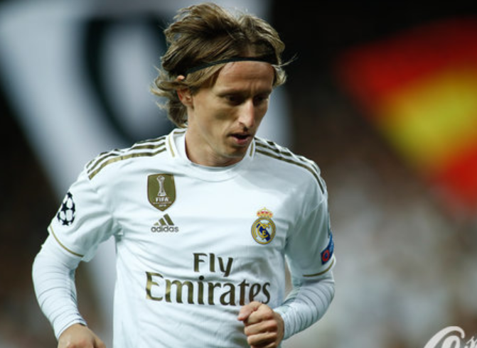 大联盟在 1969 年正式划分东西分区，季后赛规模首次扩大