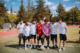 掘金遗憾失利，威少14+5+10，最后10秒未登场，穆雷与特里击掌致敬